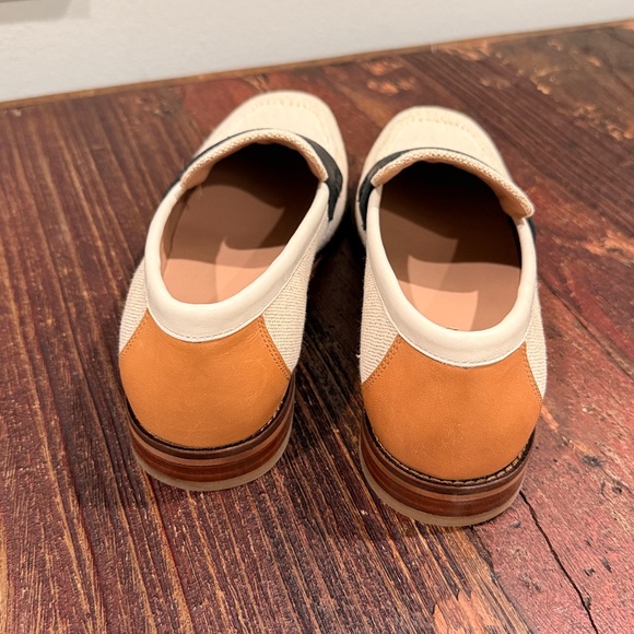 Cole Haan Lux Pinch Penny Loafers Beige and Black Linen Sz 8.5 - Picture 4 of 5